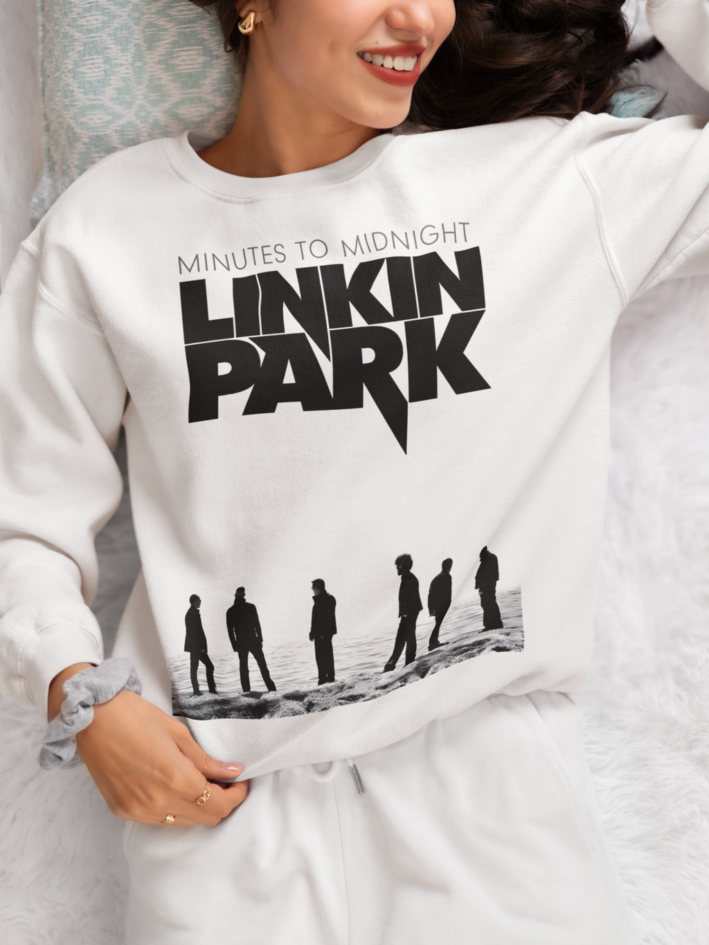Camiseta Blanca Portada Álbum Minutes to Midnight de Linkin Park